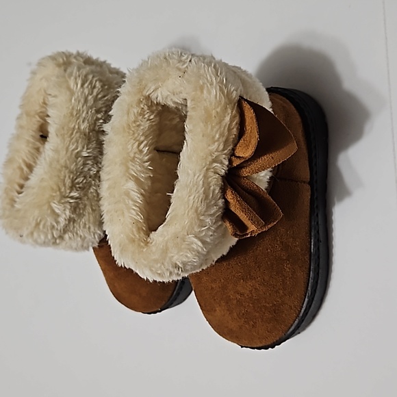 Toddler Slip On Brown Winter Boots Size 6 (22) #S-213 - Picture 3 of 9